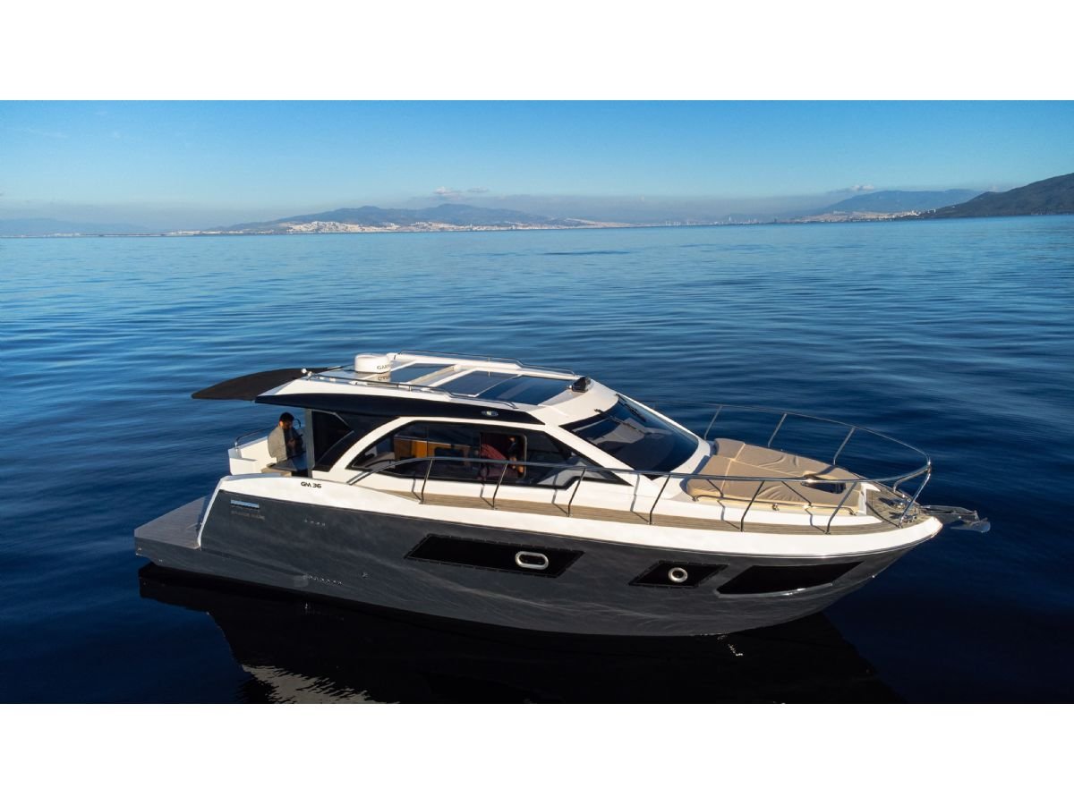 Grande Mare LA SERA GM 38 Motoryat’ta